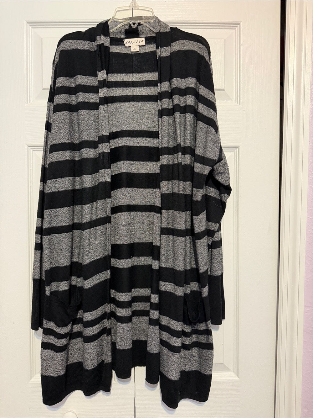 Ava & Viv Black and Gray Striped Open-Front Cardigan